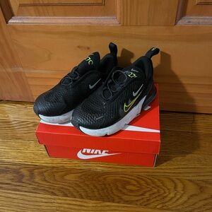 Toddler Nike Air Max 270 Size 10c